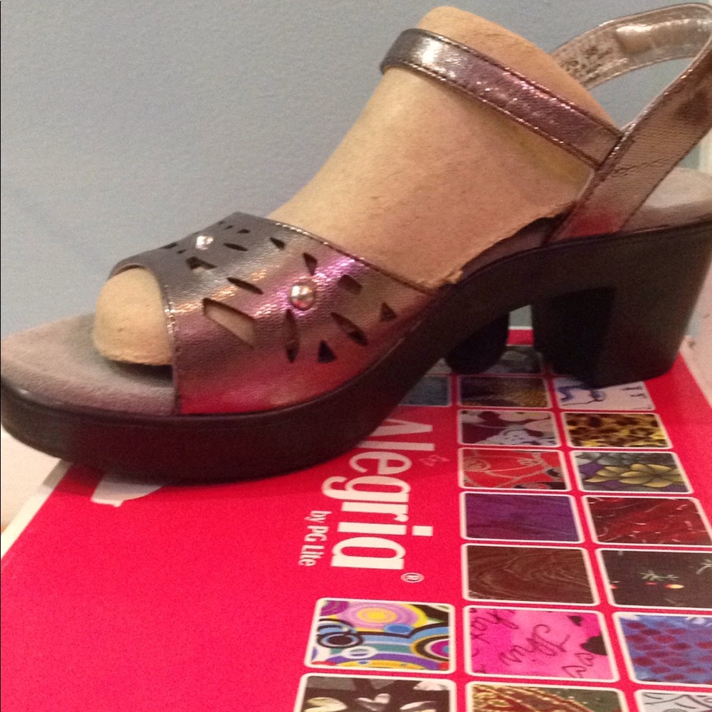 Algeria "Reese" heals in pewter. Size 38 (8)